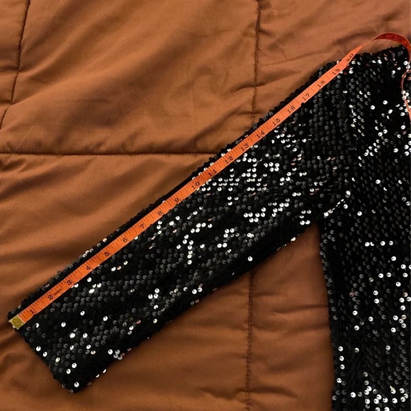 ✨ Sanctuary Long Sleeve Sequin Mini Dress ✨ - Picture 13 of 13